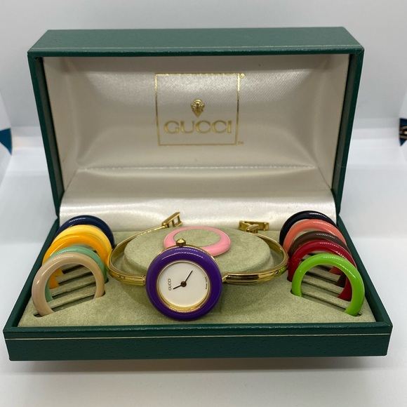 Authentic Gucci 11/12.2 Watch with box - Picture 1 of 6